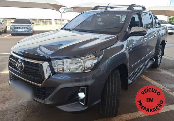 TOYOTA HILUX 2.7 SRV 4X2 CD 16V FLEX 4P AUTOMÁTICO